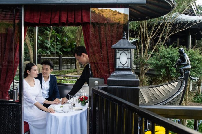 InterContinental Danang Sun Peninsula Resort | Nam Tram Dining