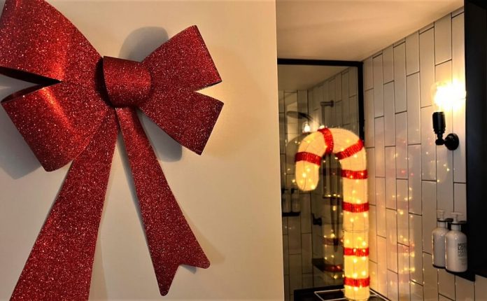 DoubleTree by Hilton Melbourne | Candy Cane Lane Package