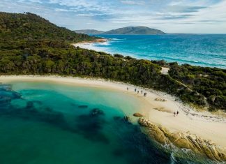 Flinders Island Walking Adventure – Tasmania Flinders Island Walking Adventure