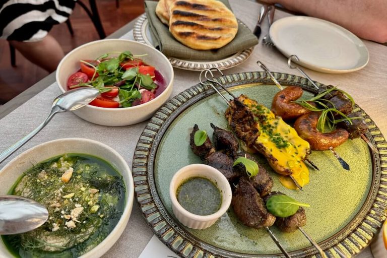 Morena Sydney | Brunch de Carnavale