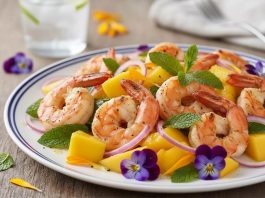 Sapphire Coast Prawn & Mango Salad