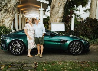 Supercars return to The Reef House Adults Retreat The Reef House Adult Retreats | Supercars
