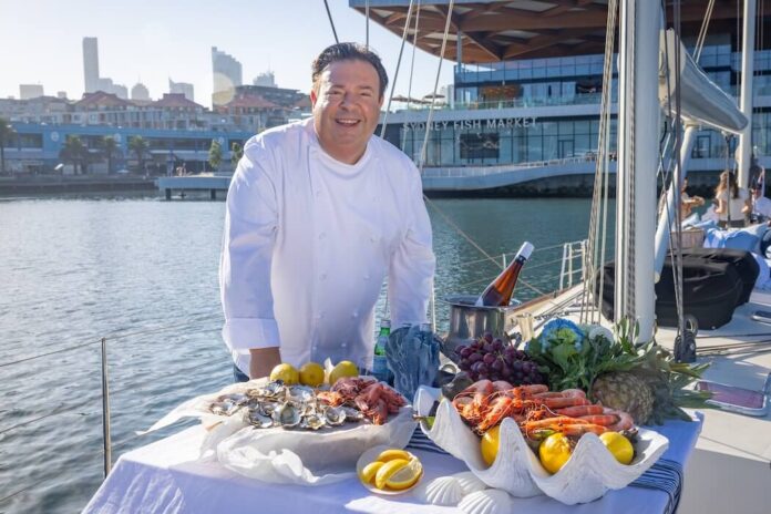 Booking.com | Seafood Sail