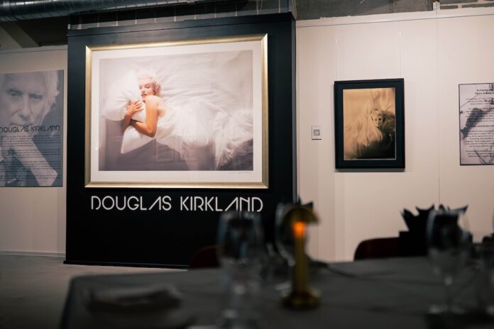 Douglas Kirkland - Romance | Art+ Gallery